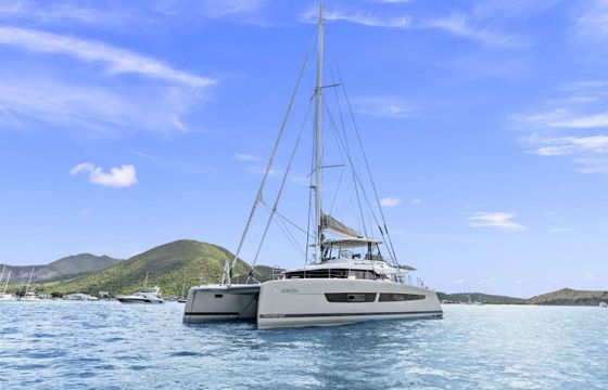 Fountaine Pajot ADEONA