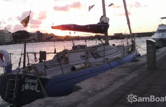 Cantiere Del Pardo Grand soleil