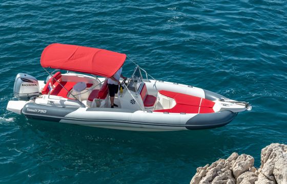 Marlin Boat 790 Pro Dynamic