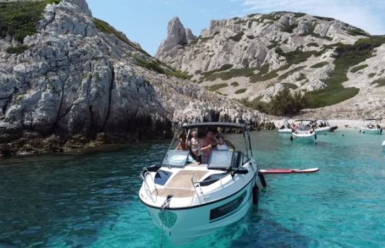 Quicksilver Activ 755 Cruiser