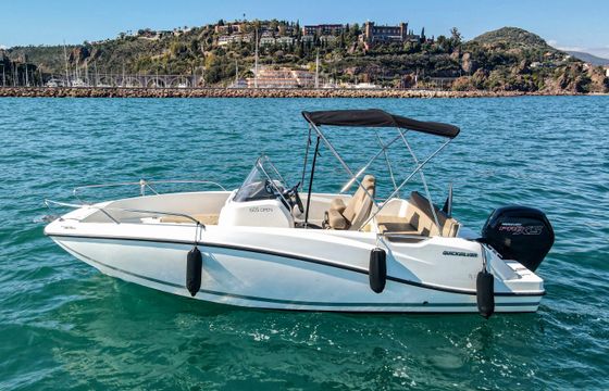 Quicksilver Activ 605 Open