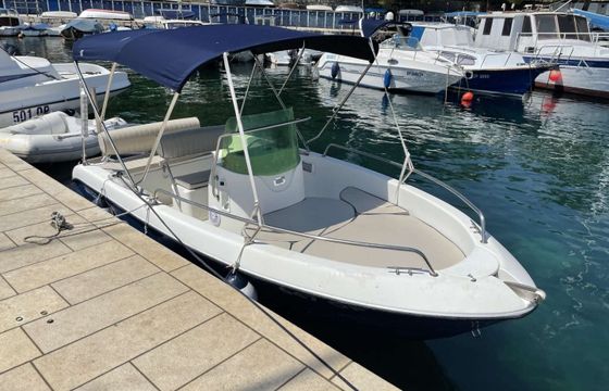 Sessa Marine Key Largo 17