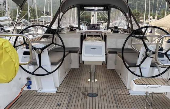 Bavaria C38