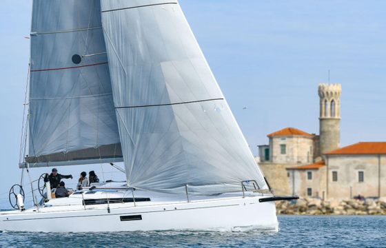 Bénéteau First 36