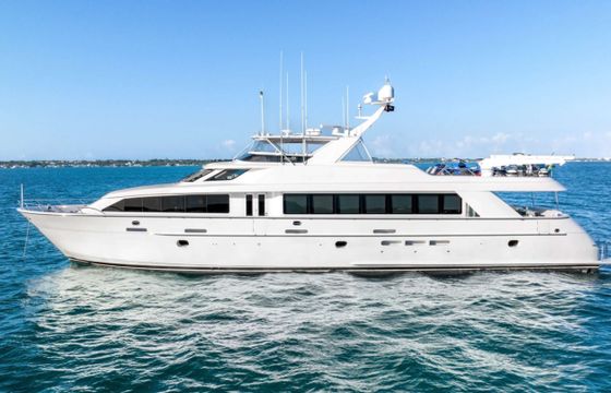 Hatteras Magnum Ride