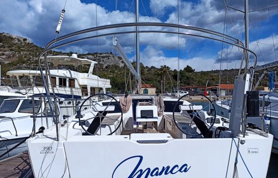 Dufour 390 GL
