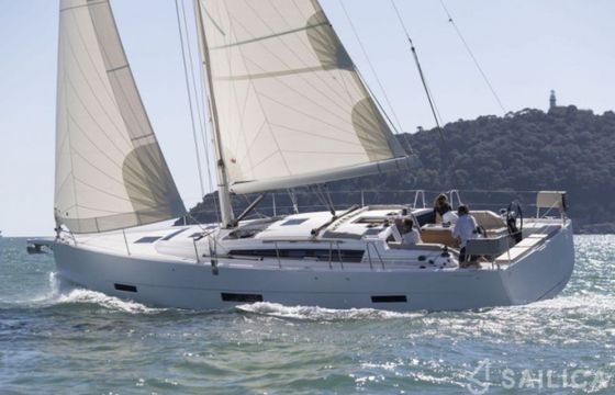 Dufour Grand Large 430