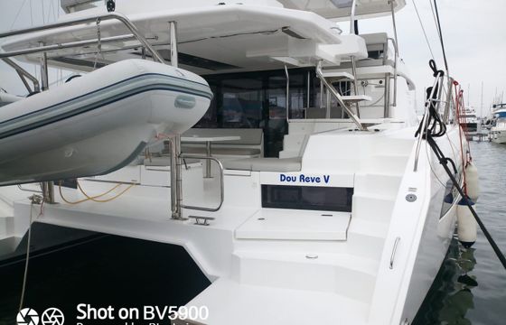 Leopard Catamarans / Robertson & Caine Leopard 45