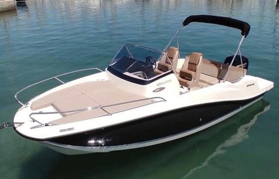 Quicksilver 605 Sundeck