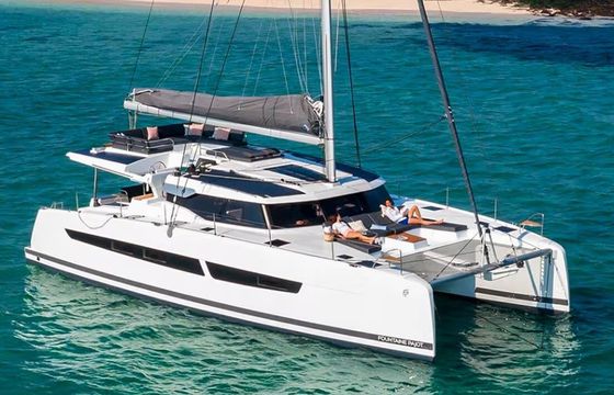 Fountaine Pajot Aura 51