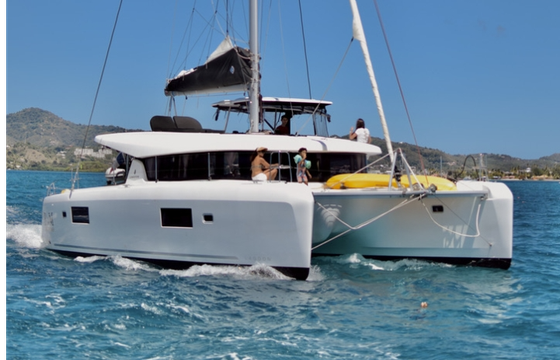 Lagoon 42