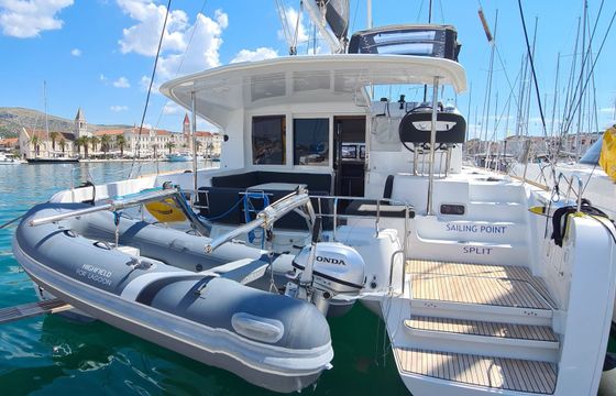Lagoon 40