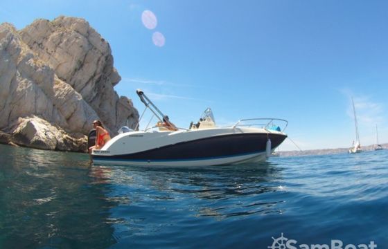 Quicksilver Activ 605 Open