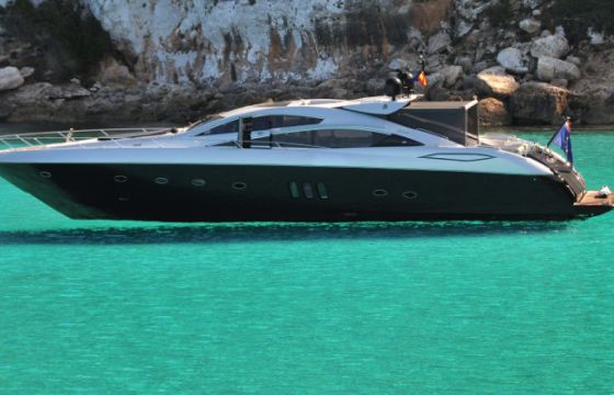 Sunseeker Predator 82