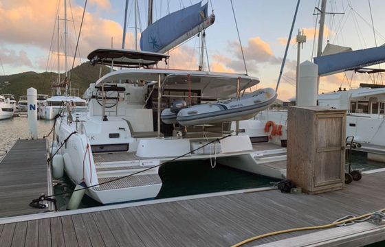Lagoon 42
