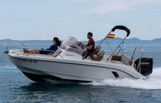 Bénéteau Flyer 6 SUNdeck