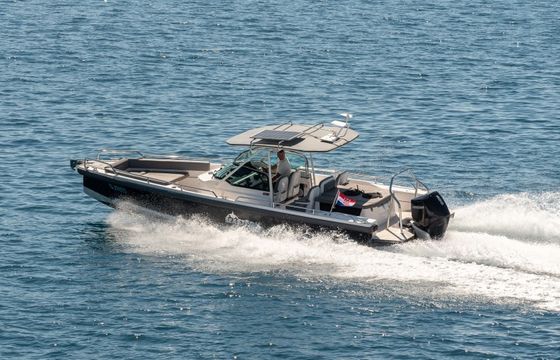 Axopar 28 T-Top