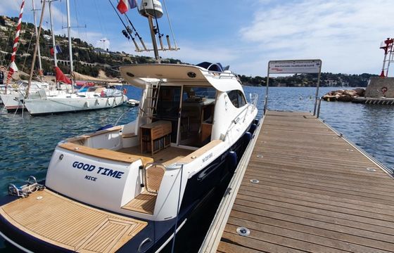 Sessa Marine Dorado 32