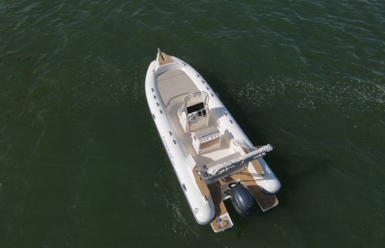 Capelli Tempest 700 luxe