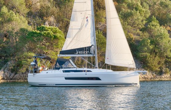 Dufour 37