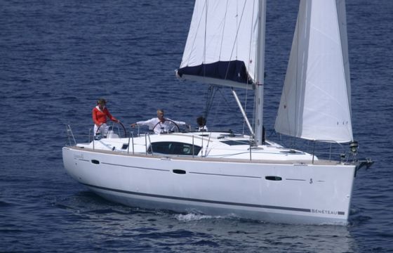 Bénéteau Oceanis 43