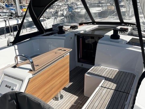 Bavaria C42