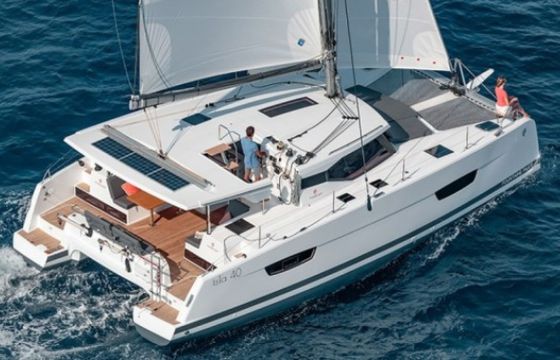 Fountaine Pajot Isla 40