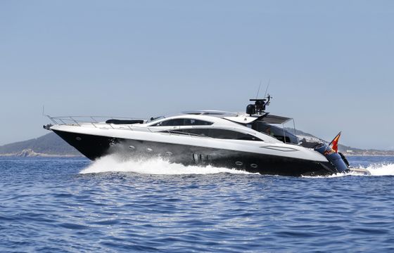 Sunseeker Predator 82