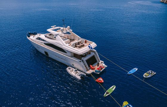 Ferretti MAYBE NOT