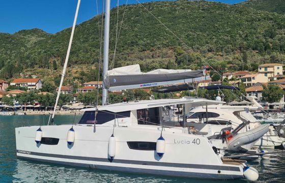 Fountaine Pajot Lucia 40 (4 cab.)