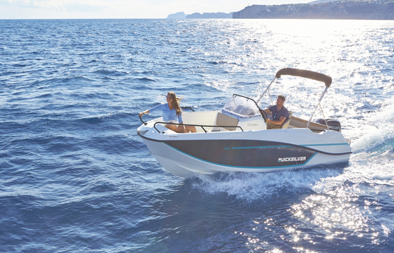 Quicksilver Activ 555 Open