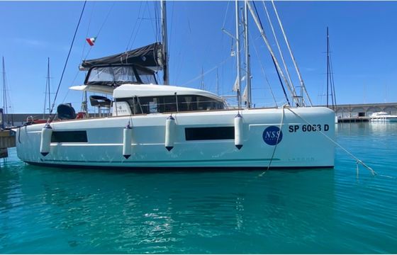 Lagoon 40