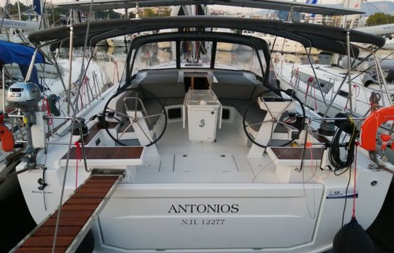 Bénéteau Oceanis 51.1