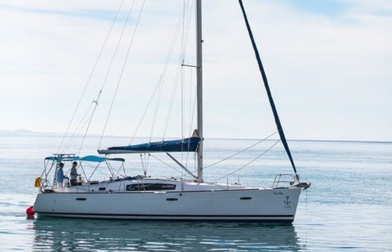 Bénéteau Oceanis 43