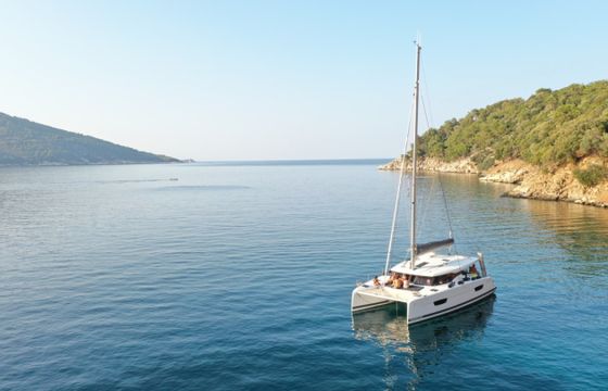 Fountaine Pajot Isla 40
