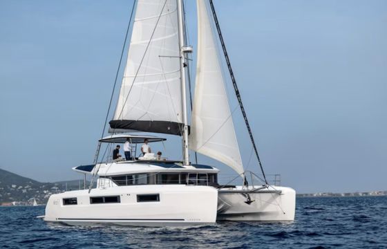 Lagoon 51
