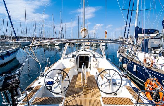 Bénéteau Oceanis 381