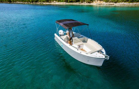 Mboat Falon 560