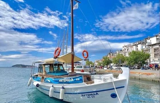 Traditional Wooden Boat 13M