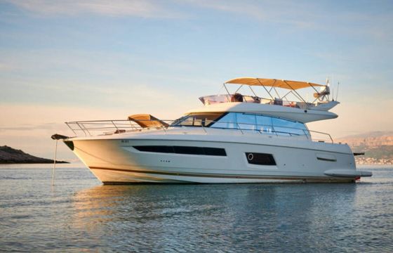 Prestige 550 Fly