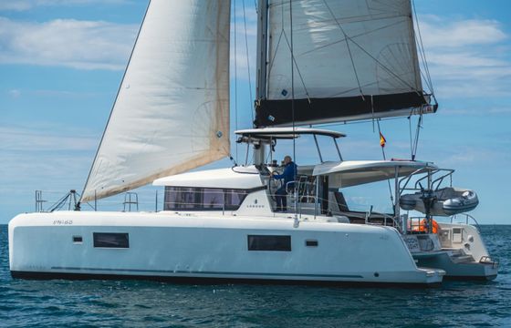 Lagoon 42