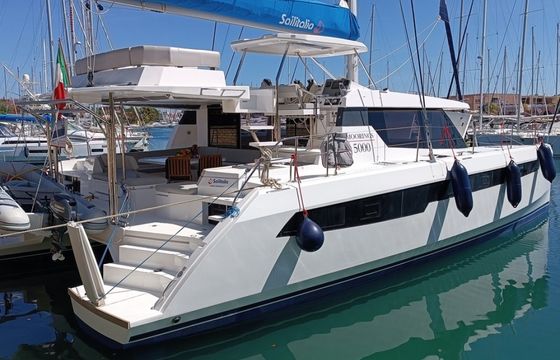 Leopard Catamarans / Robertson & Caine Leopard 50 - 5 + 1 cab