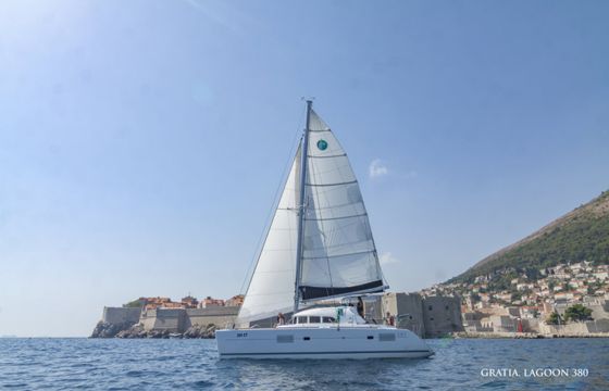 Lagoon 380