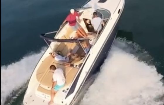 Rinker 246 Cabin