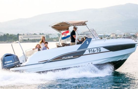 Bénéteau Flyer 7.7 SUNdeck