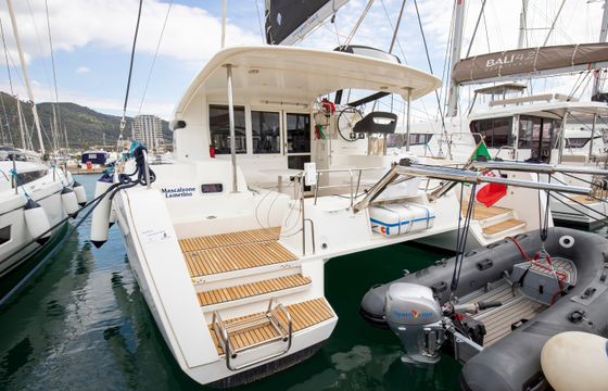 Lagoon 40