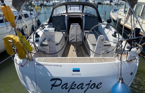 Bavaria Cruiser 37