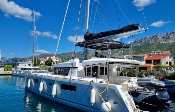 Lagoon 52 F