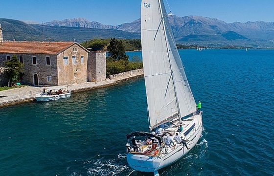 Bavaria Cruiser 46