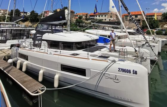 Lagoon 40